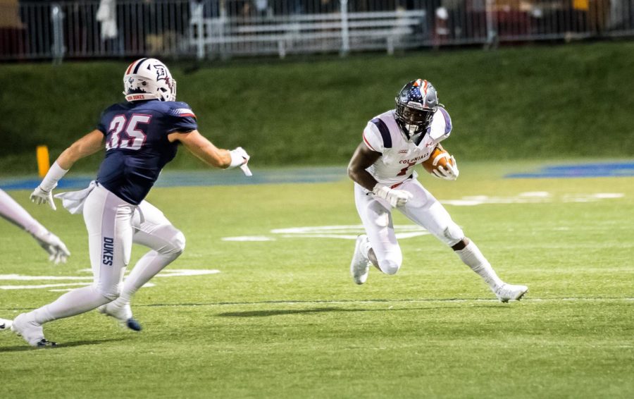 Terence Stephens runs against Duquesne on Oct. 13, 2018. In this game, Stephens became the first player since Tim Hall (1994) to have 100+ receiving and 100+ rushing yards.