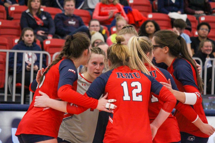 Volleyball+was+ranked+ninth+in+the+Horizon+Leagues+preseason+poll.+Photo+Credit%3A+Colonial+Sports+Network