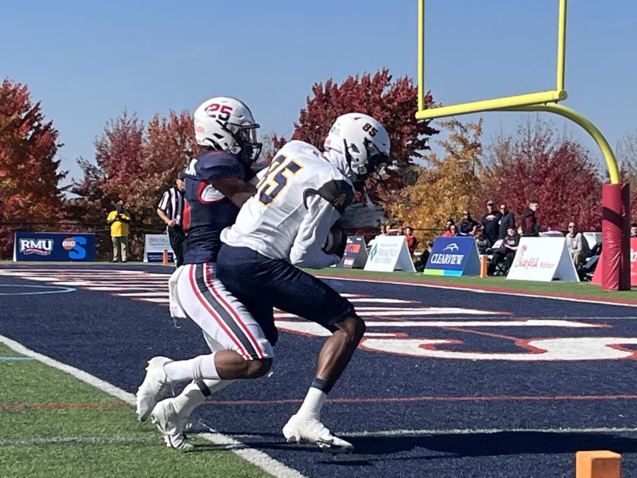 Aggies+WR+Sterling+Berkahlter+scores+a+touchdown+during+their+38-14+over+the+Colonials+at+Joe+Walton+Stadium+Photo+credit%3A+Hope+Beatty