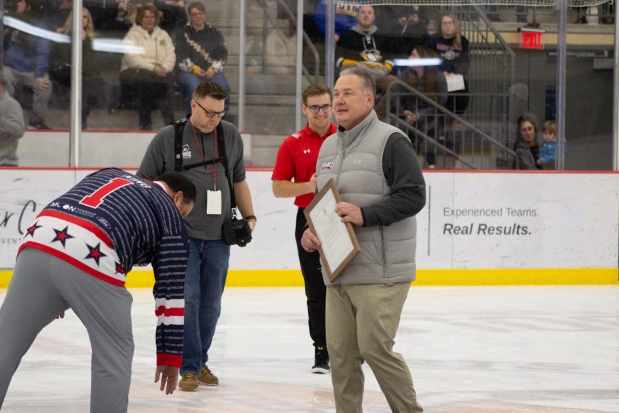 Video | RMU Men’s Hockey Coach Derek Schooley and His Impact on the Program