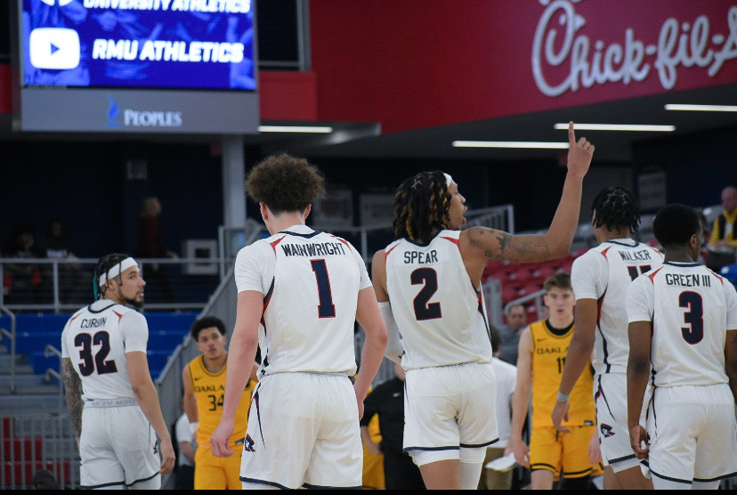 This will be the second time these programs have faced each other in history. The Colonials came out on top with a nail-biting 67-66 win on the road over the Tigers in 2016. Photo credit: Ellie Whittington