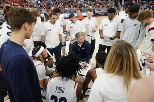 Assistant Coaches Fedor, Johnson Will Not Return in 2024-25
